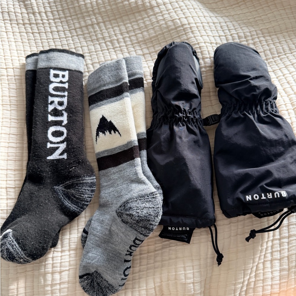 Burton ski socks and gloves